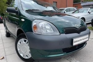 Toyota-Yaris-1.0-2002-(1)