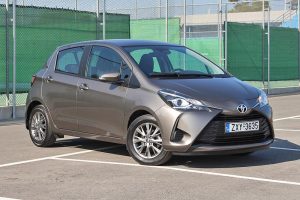 Toyota-Yaris-1,0-front