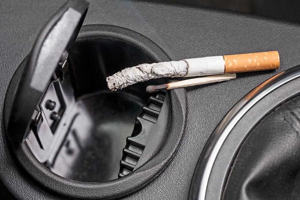 https://autogreeknews.gr/wp-content/uploads/2022/10/car-ashtray.jpg