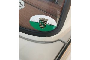 ee070a52-8cd7-400b-8c3f-5c532f4ca235_rule=mo-1024