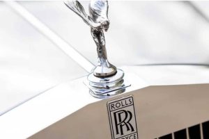 freddie-mercury-s-1974-rolls-royce-silver-shadow-f (5)