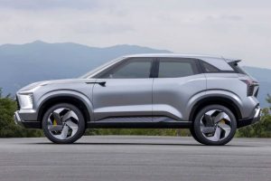 mitsubishi-xfc-concept (5)