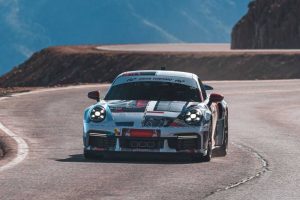 porsche-911-turbo-s-pikes-peak-production-car-reco (2)