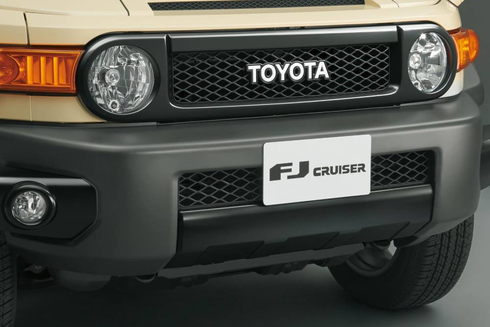 https://autogreeknews.gr/wp-content/uploads/2022/10/toyota-fj-cruiser-final-edition-2.jpg