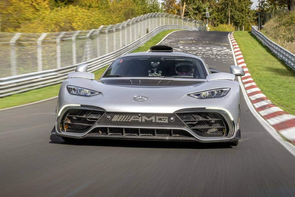 https://autogreeknews.gr/wp-content/uploads/2022/11/1063-hp-mercedes-amg-one-sets-a-new-nurburgring-re-6.jpg