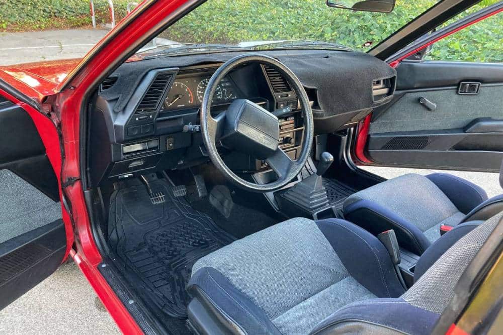 https://autogreeknews.gr/wp-content/uploads/2022/11/1987-nissan-sentra-sport-coupe-for-sale-6.jpg