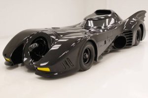 1989-batmobile-w-b