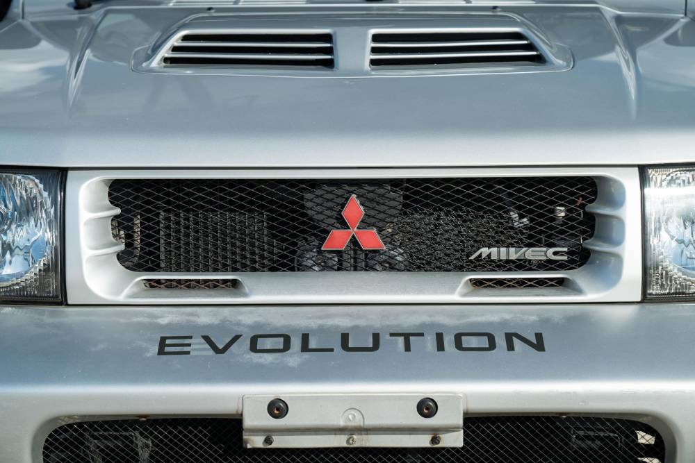 https://autogreeknews.gr/wp-content/uploads/2022/11/1997-mamual-mitsubishi-pajero-evo-17.jpg