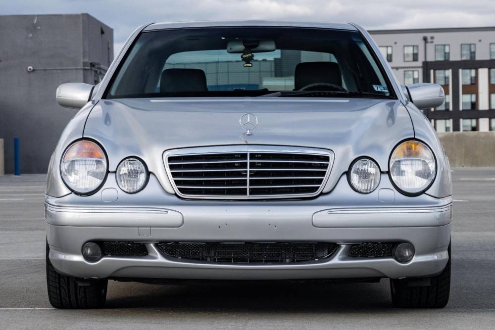 https://autogreeknews.gr/wp-content/uploads/2022/11/2000-mercedes-e55-amg-manual-swap-19.jpg