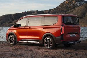 2022_FORD_TOURNEO_ACTIVE_02