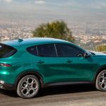 2023-Alfa-Romeo-Tonale-Q4-PHEV-00018