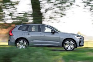 288141_Volvo_XC60_Recharge_T8_AWD_Thunder_Grey