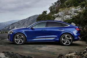 Audi-SQ8-Sportback-e-tron-(3)