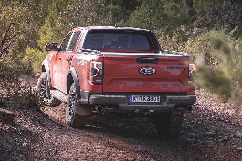 https://autogreeknews.gr/wp-content/uploads/2022/11/Ford-Ranger-Raptor-2022-10.jpg