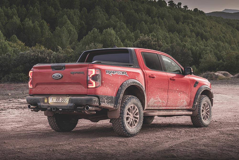 https://autogreeknews.gr/wp-content/uploads/2022/11/Ford-Ranger-Raptor-2022-4.jpg