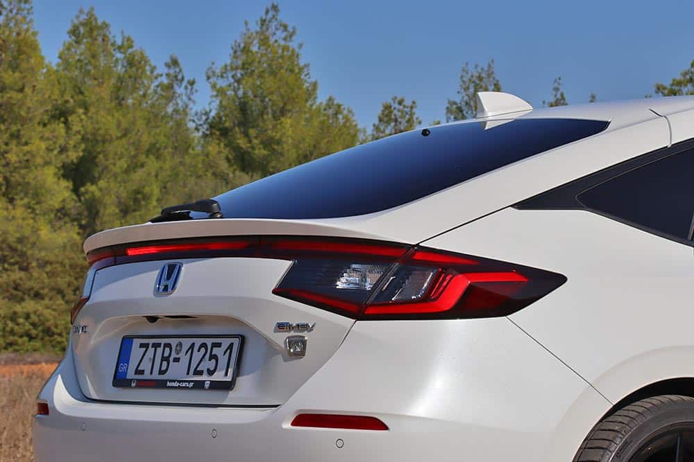 https://autogreeknews.gr/wp-content/uploads/2022/11/Honda-Civic-Hybrid-2022-37.jpg