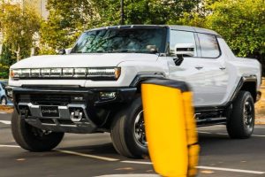 HummerEVpickuptruk-7