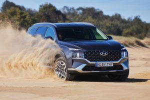 Hyundai-Santa-Fe-Hybrid-16