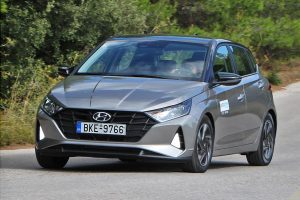 Hyundai-i20-1.2-strofi