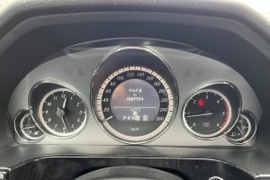 Mercedes-E-Class-1-m-km-(4)