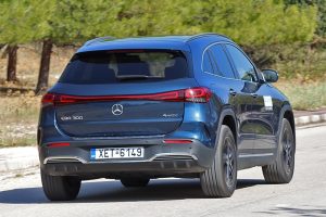 Mercedes EQA 300 4MATIC (21)