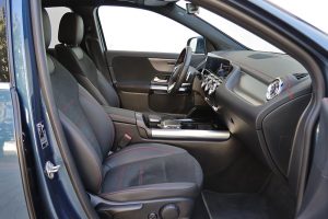 Mercedes EQA 300 4MATIC (8)