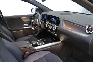 Mercedes EQA 300 4MATIC (9)