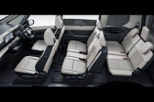 Nissan-Serena-2022-(2)