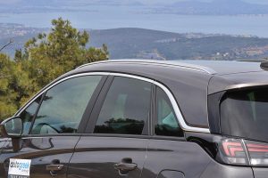 Opel-Crossland-roof