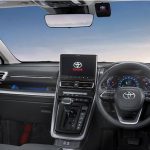 Toyota-Innova-Zenix-Indonesia-28