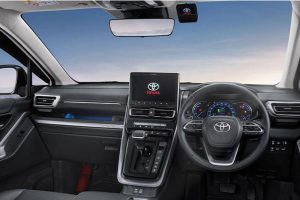 Toyota-Innova-Zenix-Indonesia-28