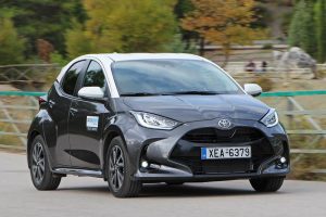 Toyota-Yaris-1.5-125-hp-kinisi