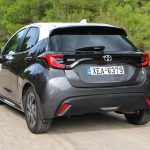 Toyota-Yaris-1.5-rear