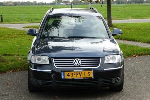 VW_Passat_Variant_TDI_2005