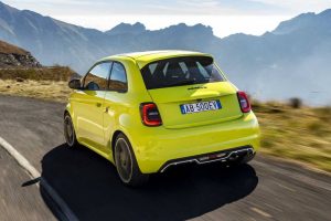 abarth-500e (5)