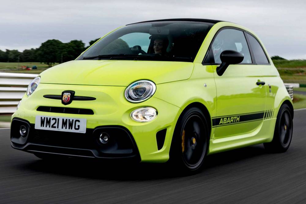 https://autogreeknews.gr/wp-content/uploads/2022/11/abarth-facial-recognition.jpg
