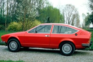 alfa_romeo_alfetta_gtv_2000_5