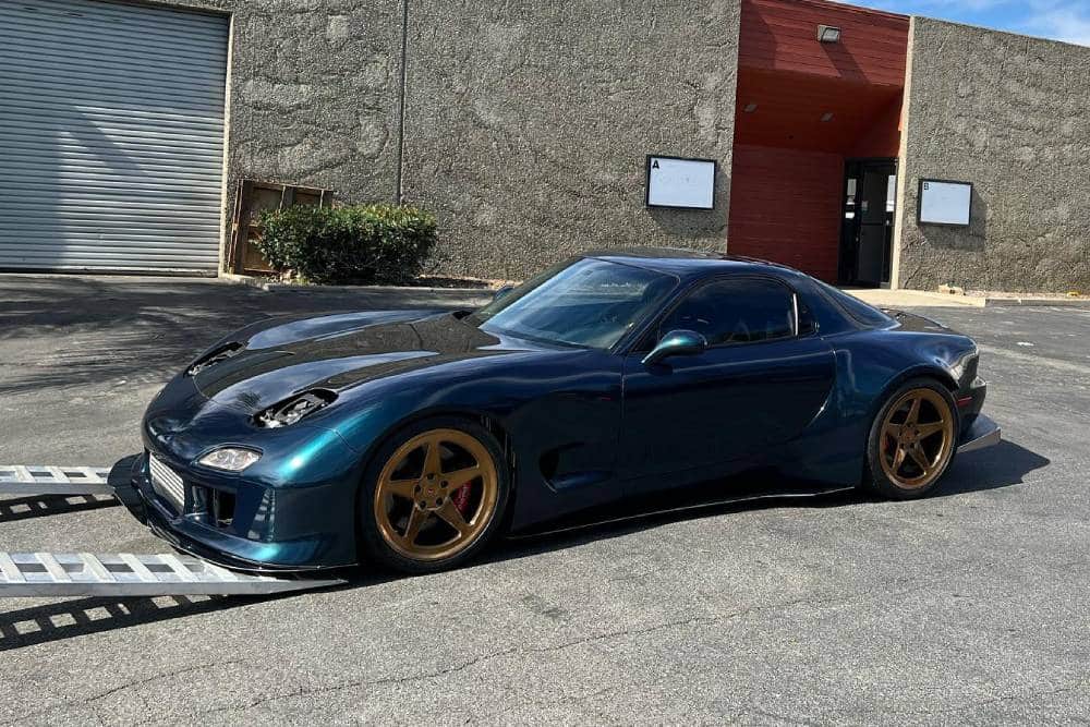 https://autogreeknews.gr/wp-content/uploads/2022/11/awd-4-rotor-rx-7-took-six-years-to-build-it-s-fina-2.jpg