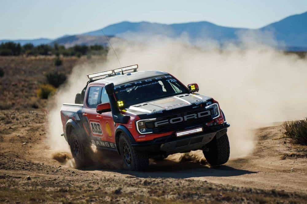 https://autogreeknews.gr/wp-content/uploads/2022/11/ford-ranger-raptor-for-2022-baja-1000-16.jpg