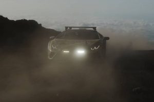 lamborghini huracan sterrato etna volcano