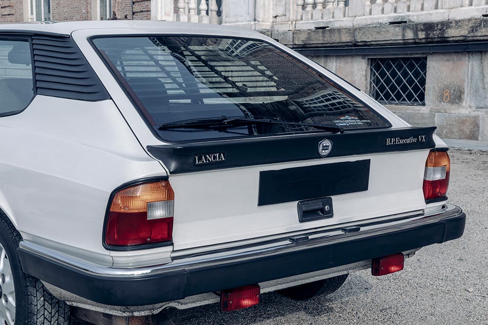 https://autogreeknews.gr/wp-content/uploads/2022/11/lancia-iconic-cars-6.jpg