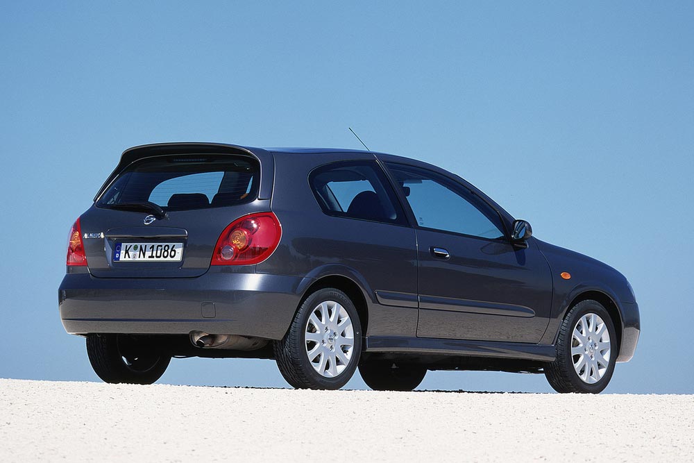 https://autogreeknews.gr/wp-content/uploads/2022/11/nissan_almera_2003-3d-rear.jpg