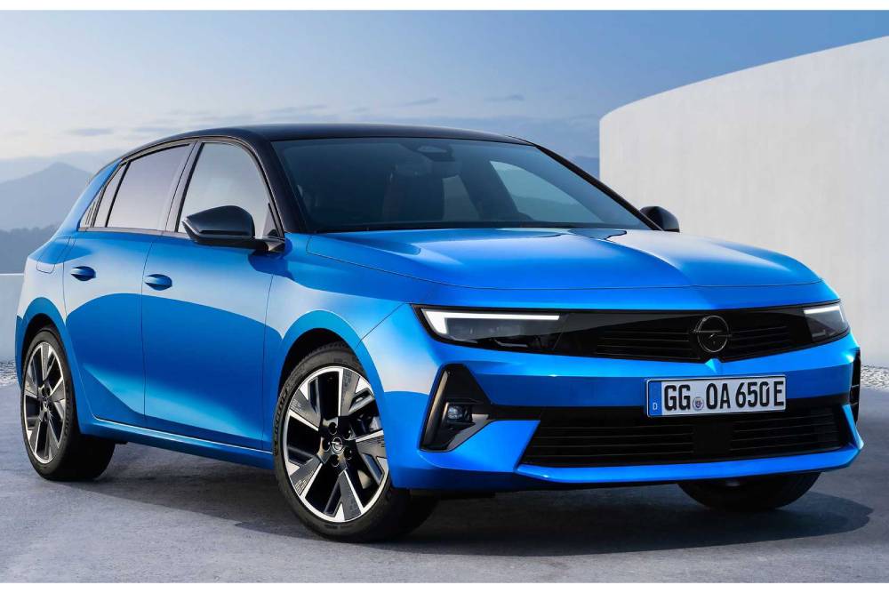 https://autogreeknews.gr/wp-content/uploads/2022/11/opel-astra-electric-2023-2.jpg