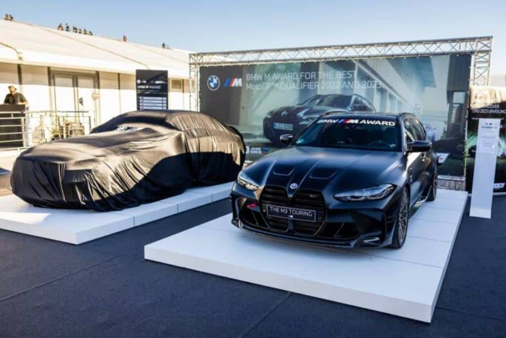 https://autogreeknews.gr/wp-content/uploads/2022/11/pecco-bagnaia-bmw-m-award-02.jpg