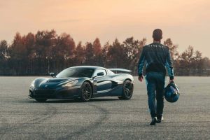 rimac-nevera-nails-258-mph-412-kph-top-speed-claim (12)