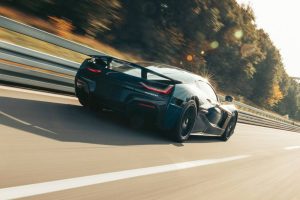 rimac-nevera-nails-258-mph-412-kph-top-speed-claim (5)