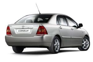 toyota_corolla_2004_sedan-rea