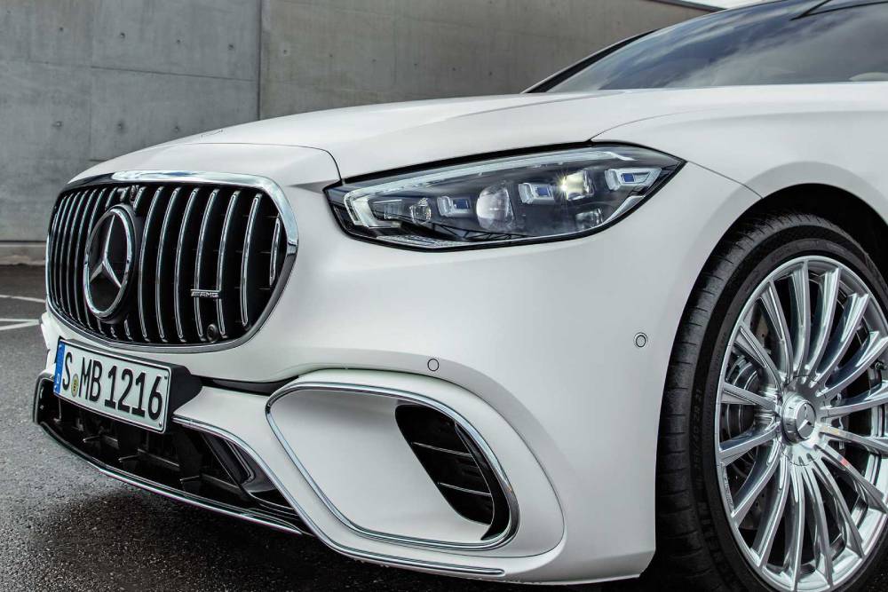 https://autogreeknews.gr/wp-content/uploads/2022/12/2023-mercedes-amg-s-63-e-performance-11.jpg