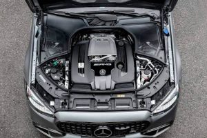 2023-mercedes-amg-s-63-e-performance (16)