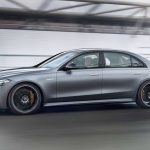 2023-mercedes-amg-s-63-e-performance (18)